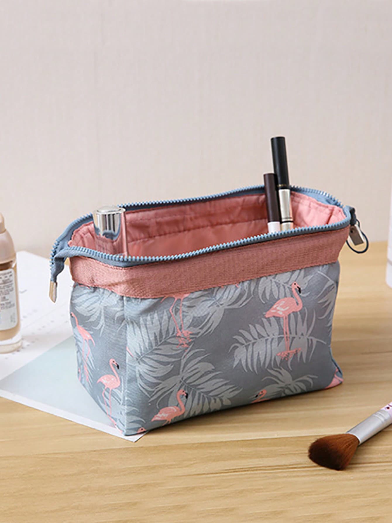 New Portable Flamingo Pattern Makeup Bag Jewelry Toiletry Holder Case Women's Cosmetics Pouch Water-Proof Travel Organizer Bag