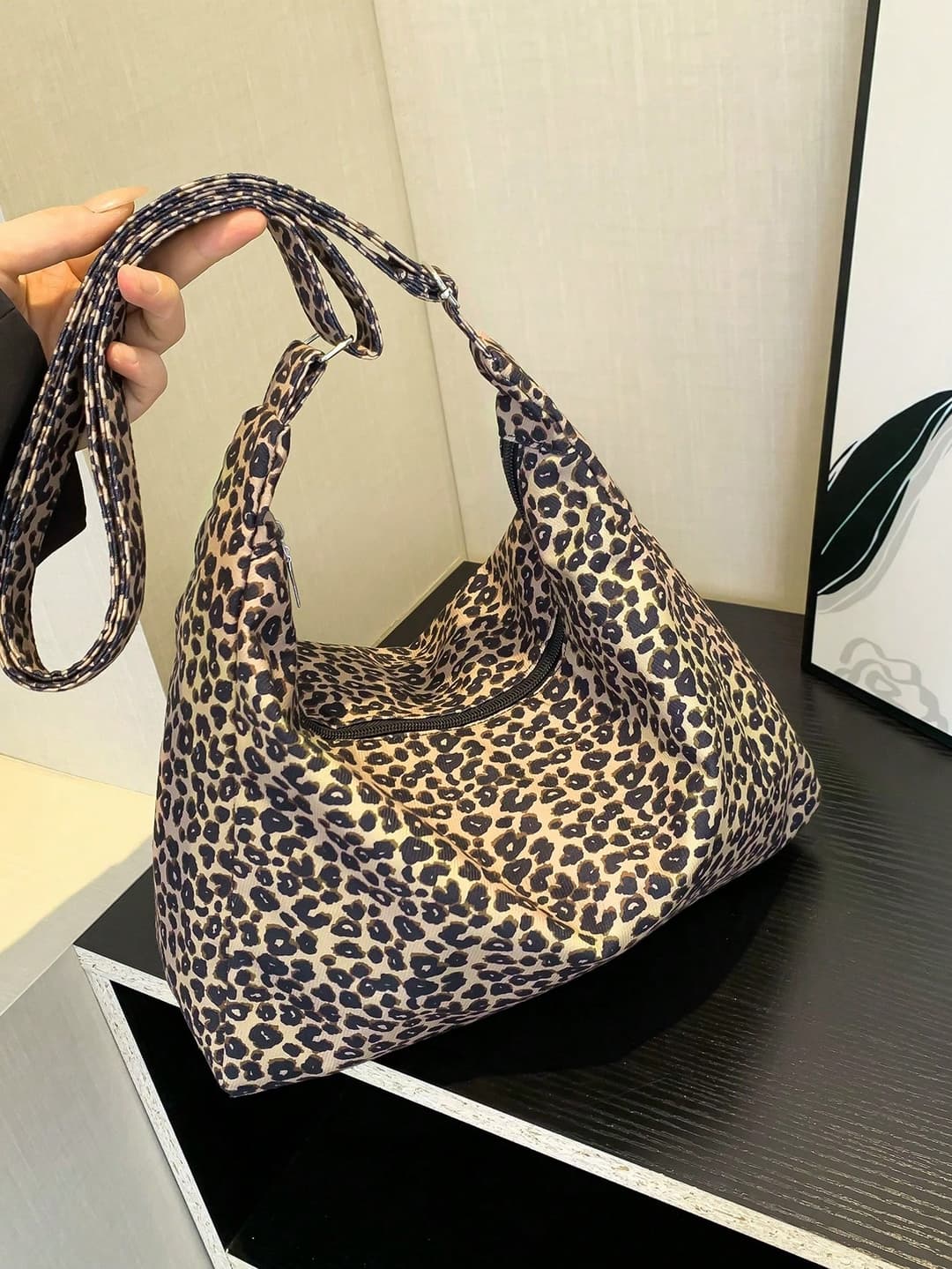 New Season Fashionable Casual Large Capacity Leopard Print Shoulder Tote Bag, Adjustable Strap For Women's Daily & Commute, Trendy Leopard Print Bag
