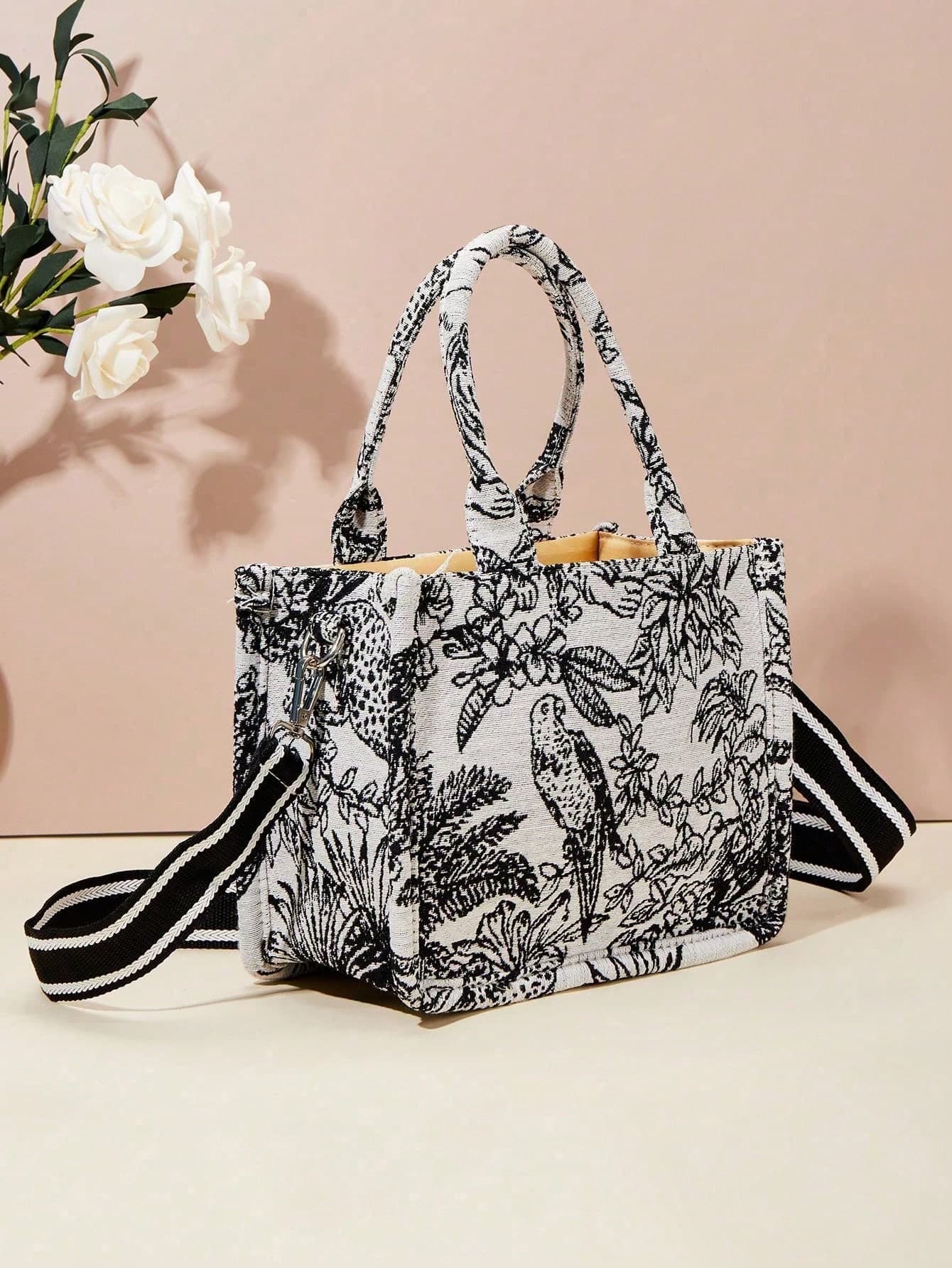 New Spring Jacquard Embroidery Large Capacity Tote Shoulder Bag (Random Pattern)