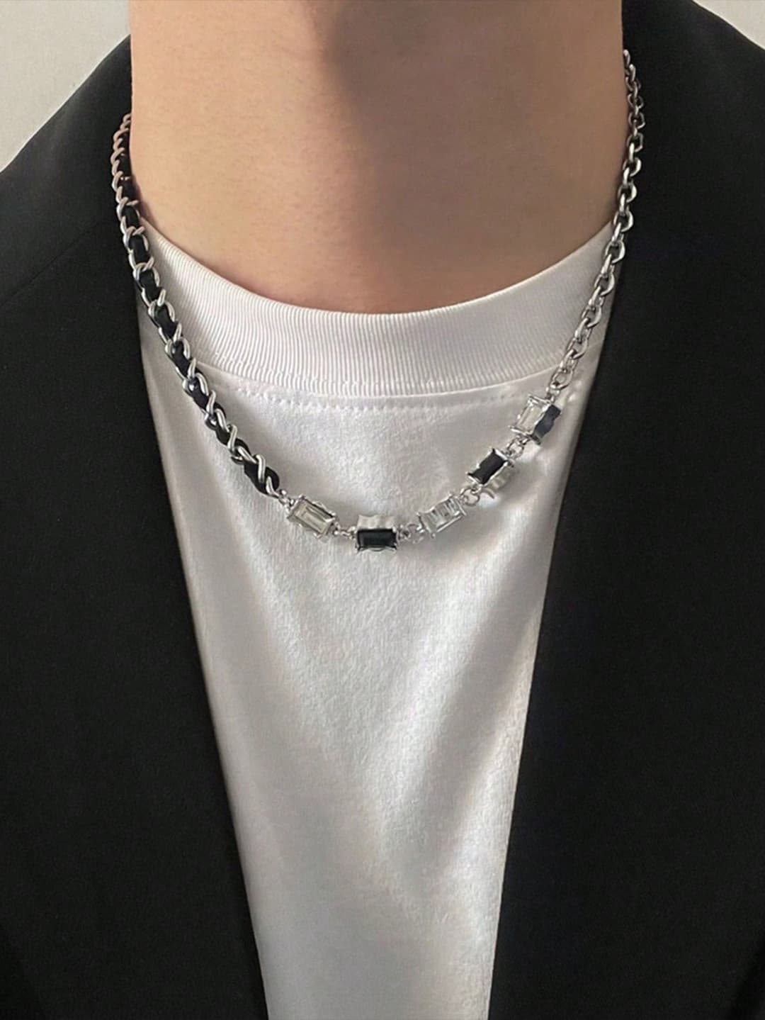 1pc Unisex Black & White Zirconia Splicing Necklace, Minimalist Design, Suitable For Halloween, Music Festivals And Other Festivals