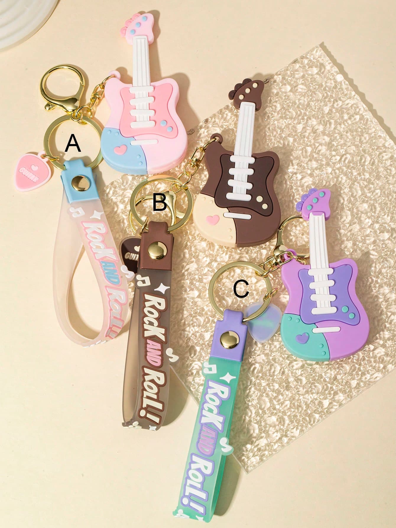 1pc Unisex Mini Silicone Guitar Keychain, Cute Gift For Music Lovers, Suitable For Phone, Car Key, Bag Decor, Back To School & Valentine's Day Gift